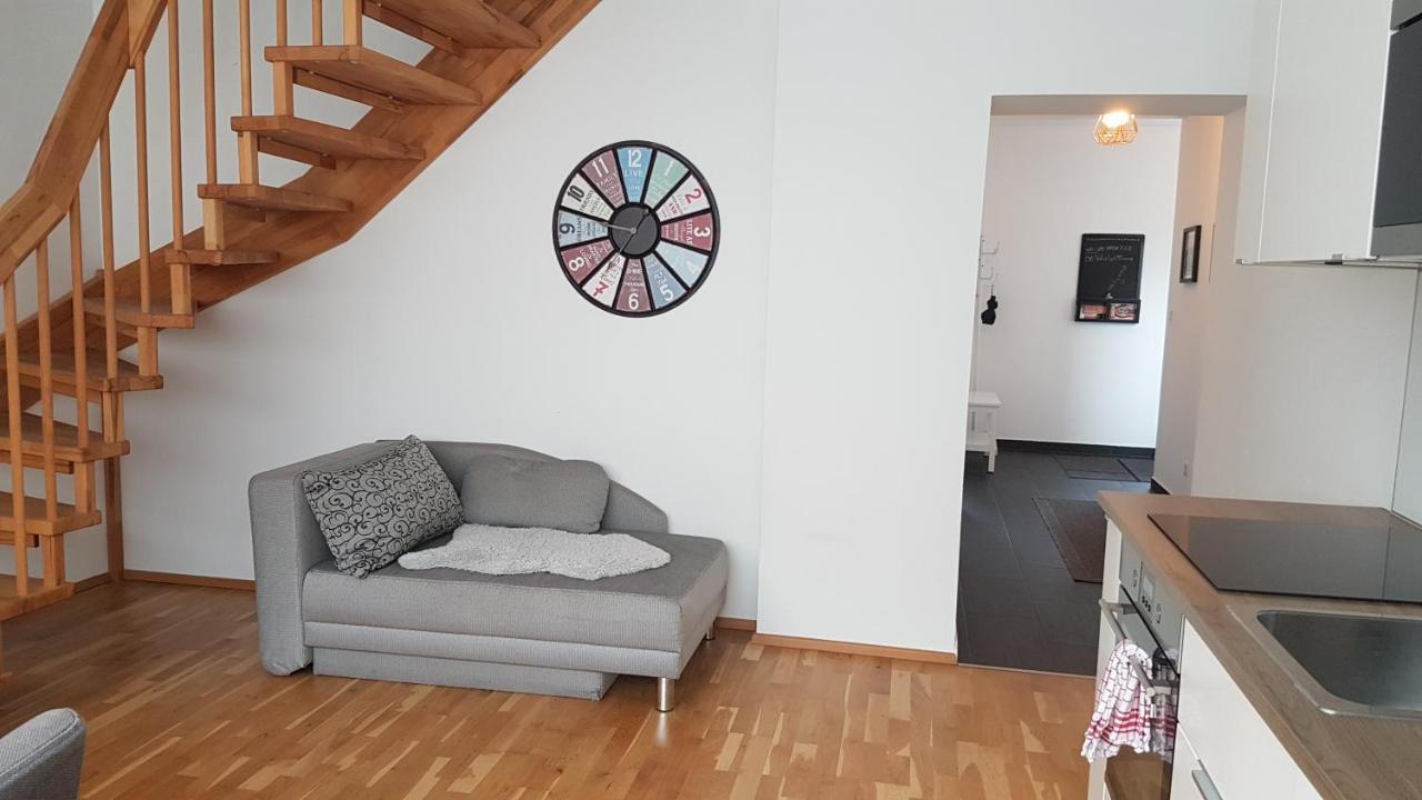 Moderne Maisonette Mit Terrasse Виена Екстериор снимка
