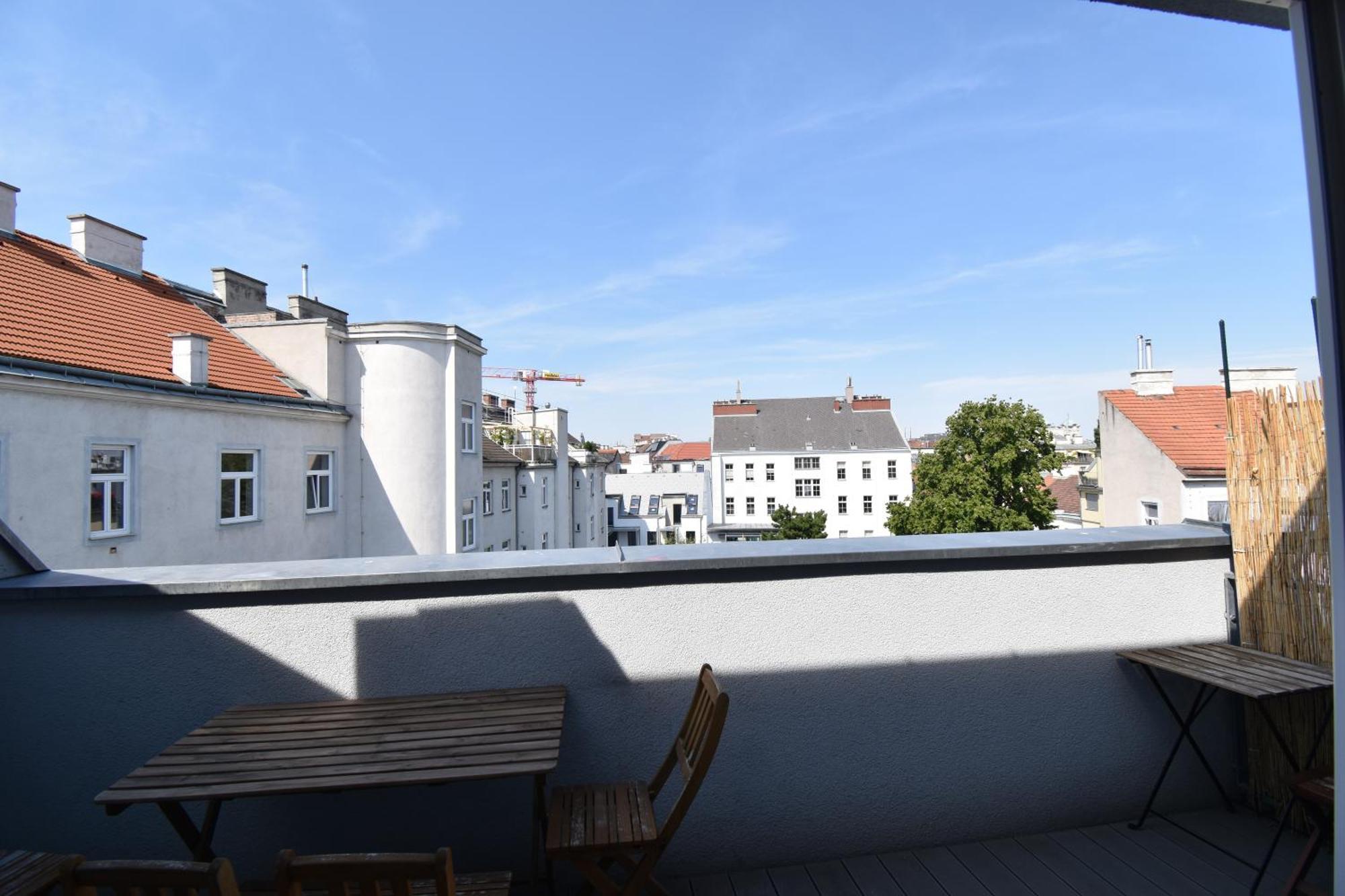 Moderne Maisonette Mit Terrasse Виена Екстериор снимка